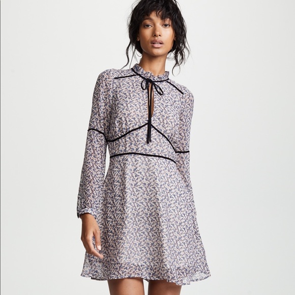 cupcakes & cashmere Dresses & Skirts - cupcakes and cashmere Laurena Delilah Ditsy Dress